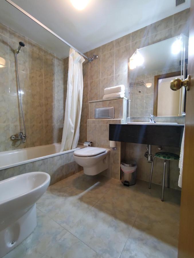 Hotel Ria De Vigo "Tierra De Campos" Бесилья-де-Вальдерадуэи Экстерьер фото